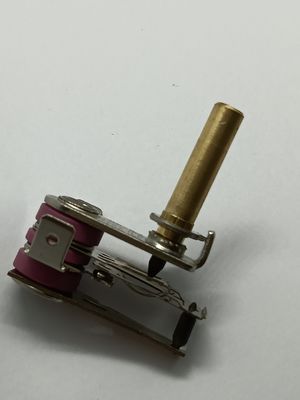 Termostato bimetallico regolabile con intervallo di temperatura 50-250 C e 100 cicli di resistenza